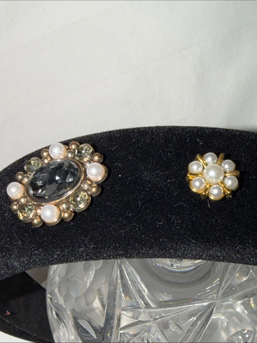 Black velvet Embellished four beautiful cameo style Crystal and pearls headband